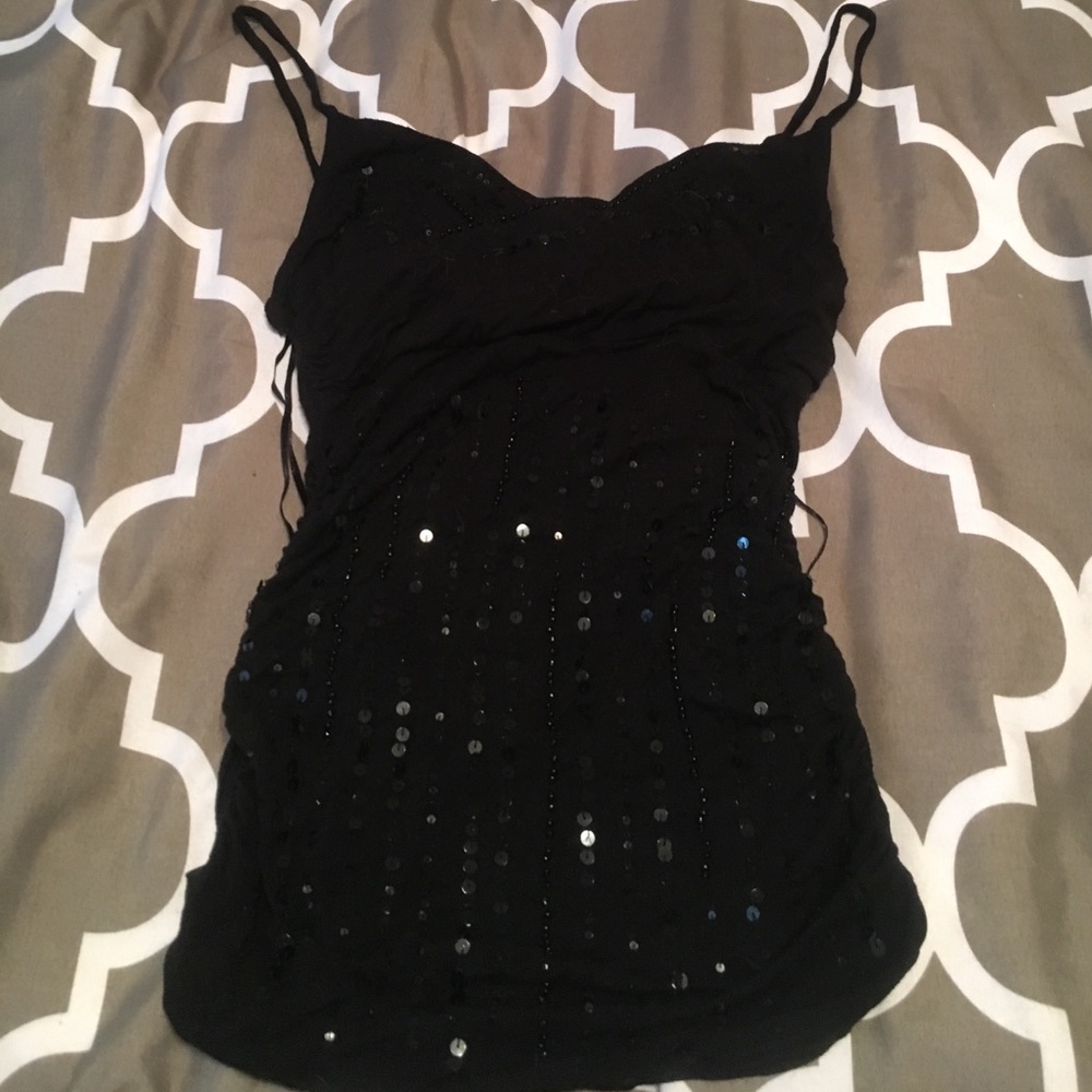 ⚫️BUY ONE GET ONE FREE! Guess sequined tank