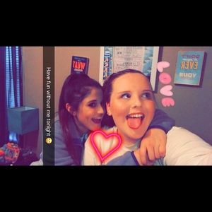 Meet your Posher, Mayce