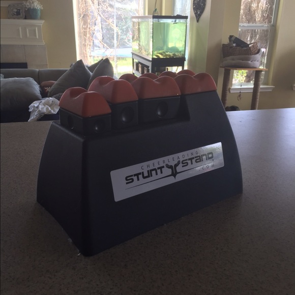 cheerleading stunt stand - Picture 2 of 2