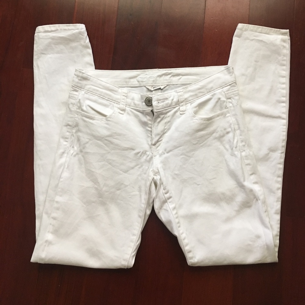 white jegging jeans