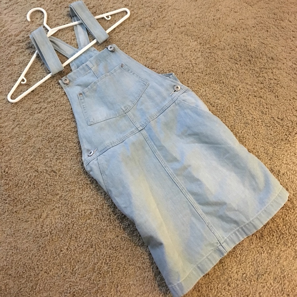 Overall dress