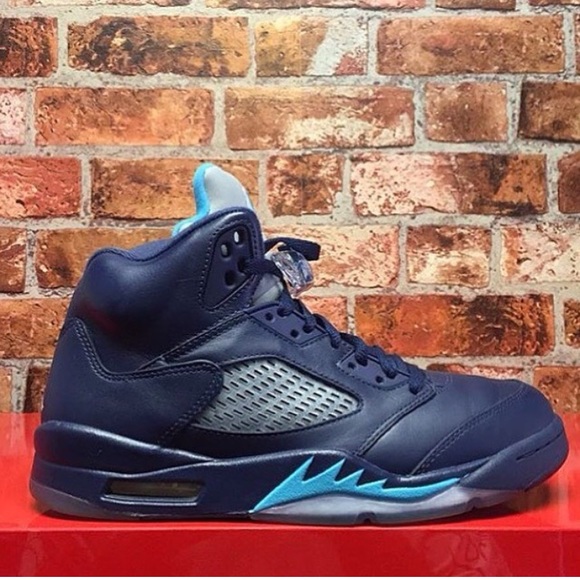 Retro 5s - Picture 1 of 1