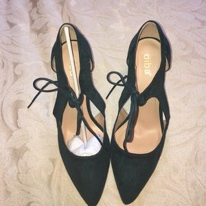 Dark green tie pointy toe pump by Diba Size 10