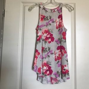 Size small. Floral top from old navy