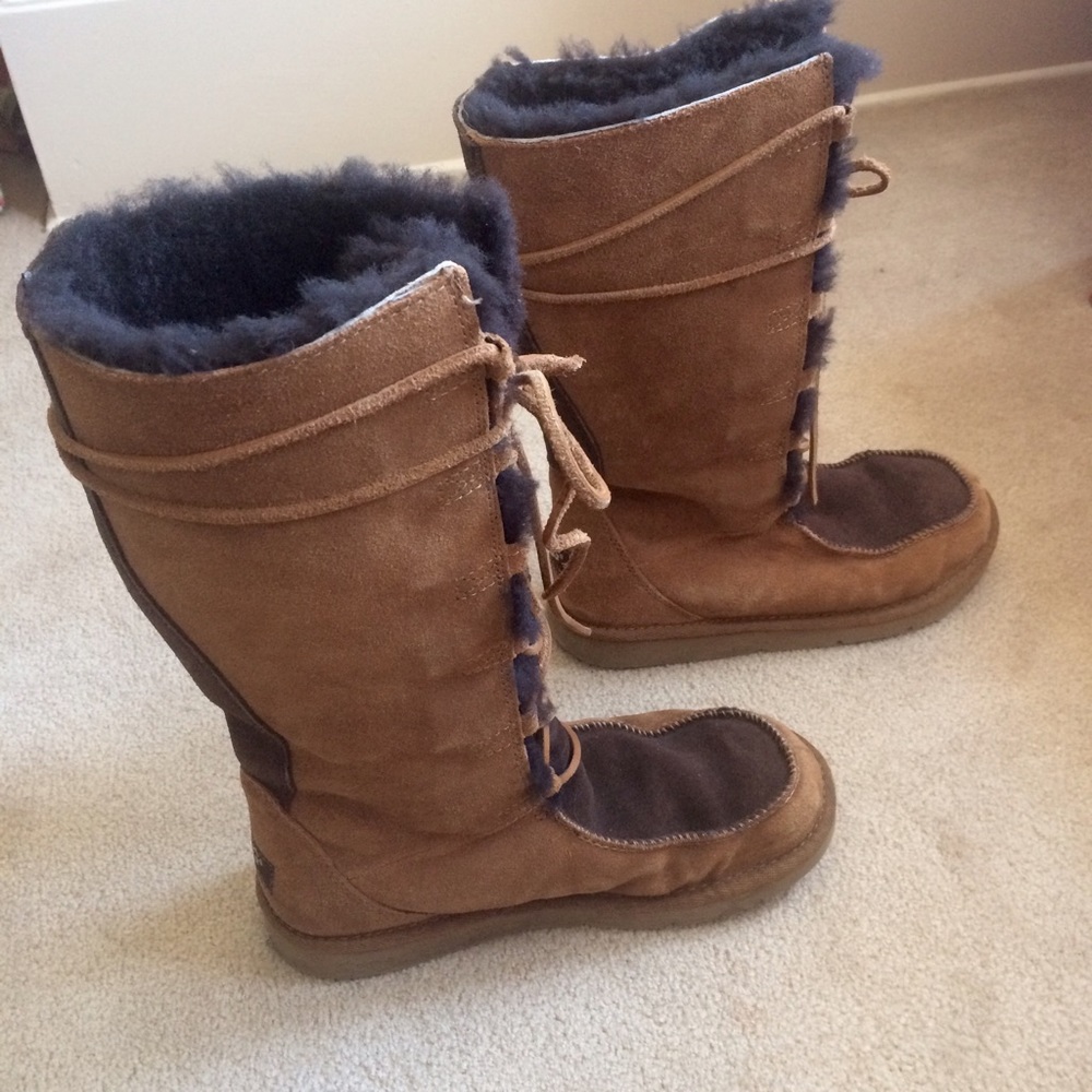 Ugg Tall Lace Up Boots Chestnut Tan Winter Boots. Size 7