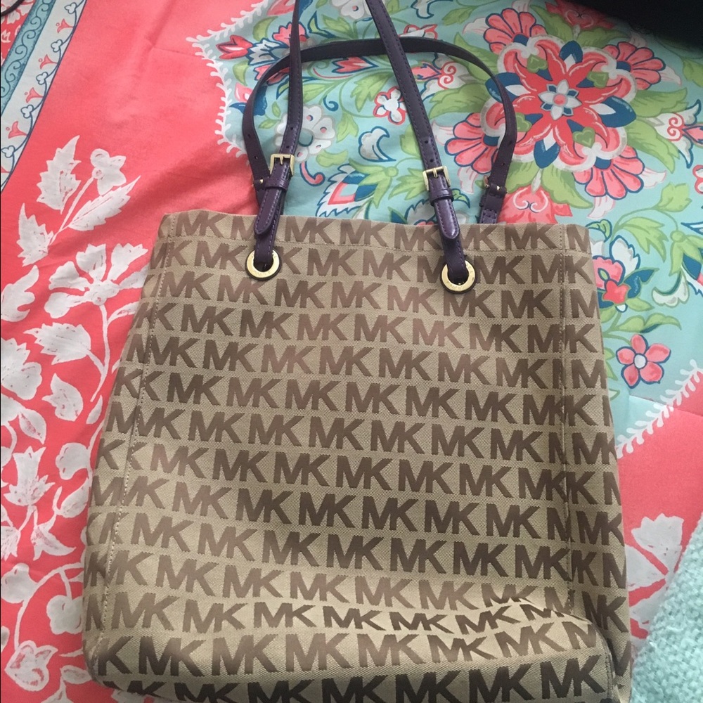Michael Kors bag