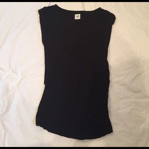 Black Cabi tee with side ruching