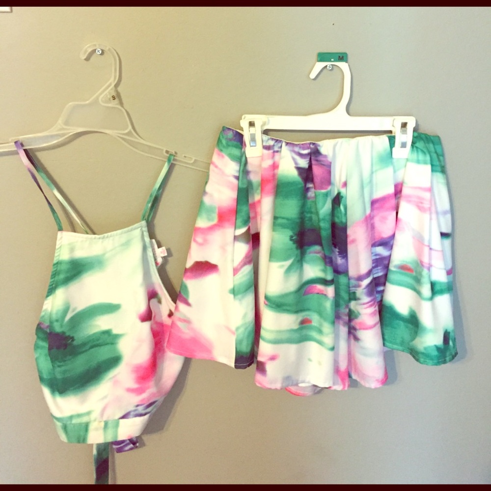 Two piece set