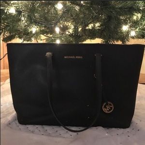 Michael Kors Jet Set Multifunction Leather Tote