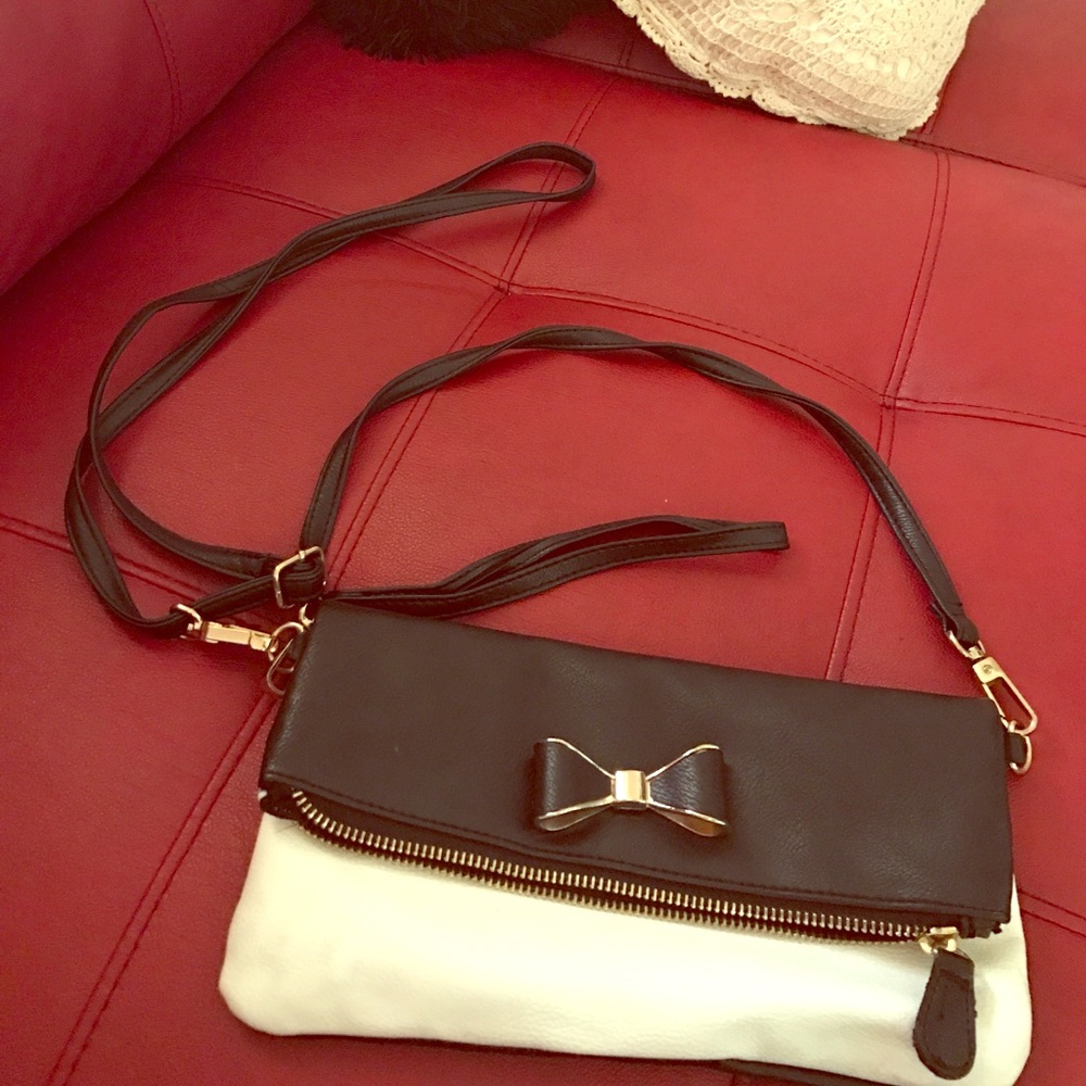 Small black and white purse