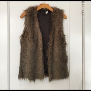 Fur vest