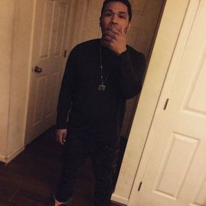 Meet your Posher, Idris