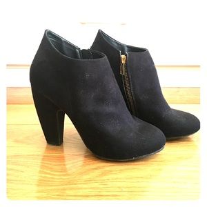 Mossimo Supply Co Black Faux Suede Booties