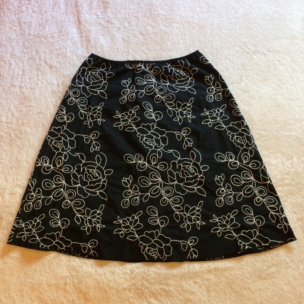 Julie's Closet A-Line Embroidered Skirt
