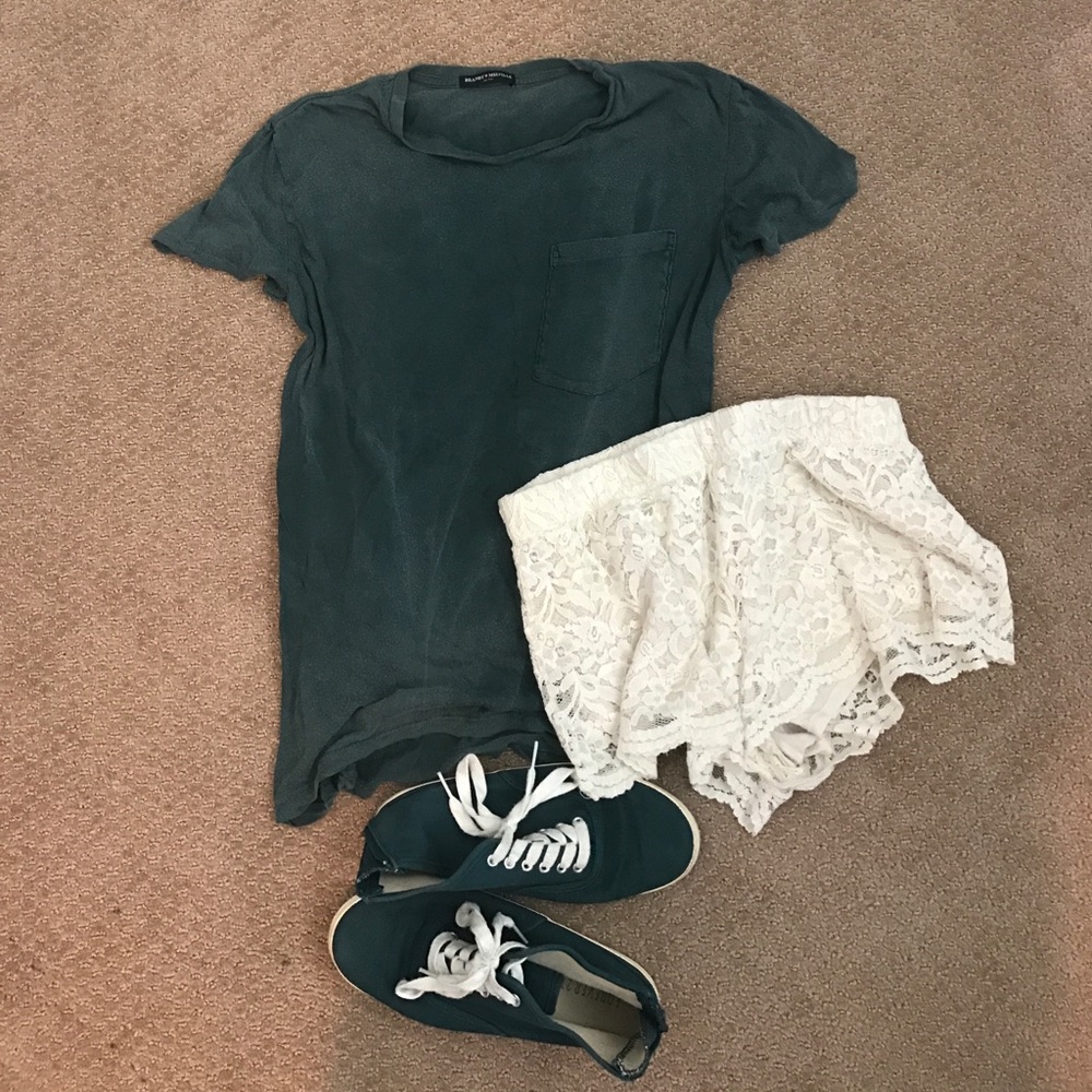Brandy Melville green t shirt