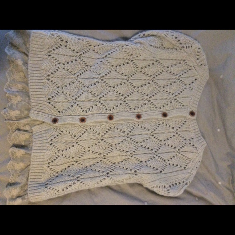 Hinge Sweater - Picture 3 of 3
