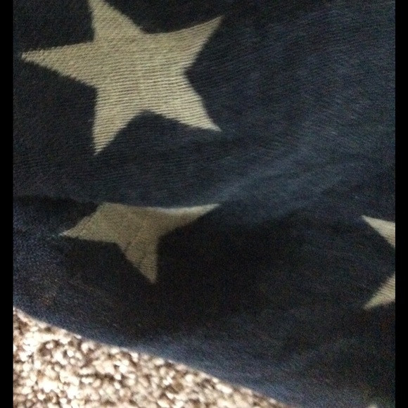 Beautiful scarf - Picture 3 of 4