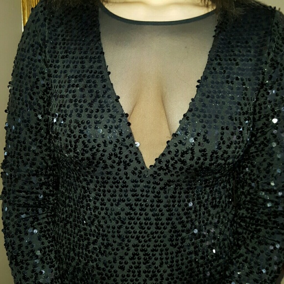 Little Black Sequin Dress ~ Sexy & Stunning - Picture 3 of 5
