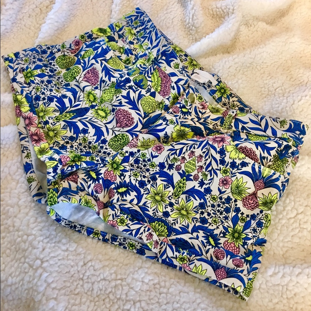 H&M floral shorts