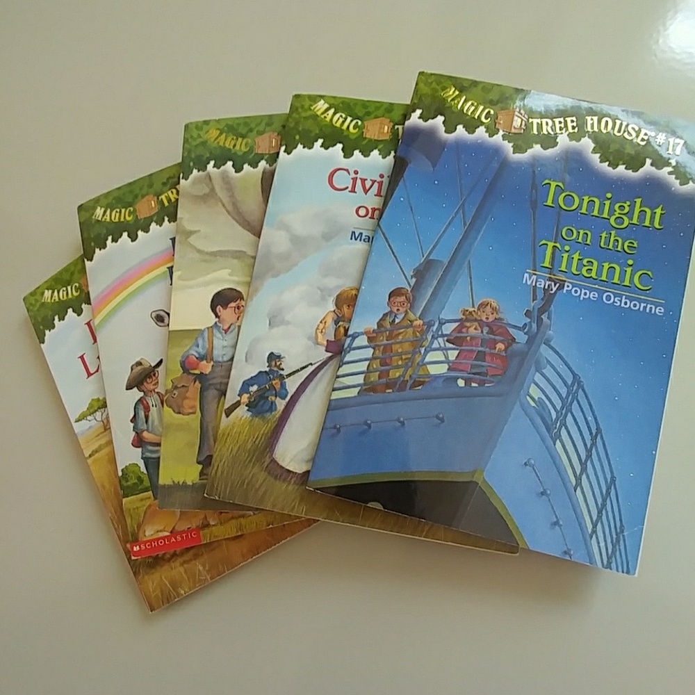 Lot of five Magic Tree House Chapter Books