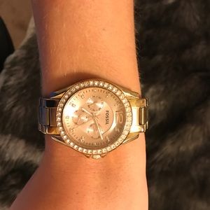rose gold fossil watch