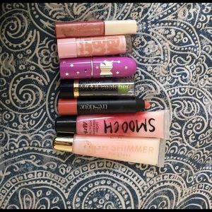 Lipsticks/lipgloss