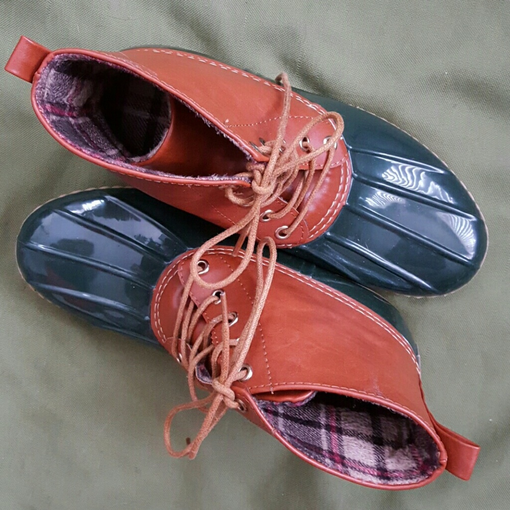 Women's Waterproof Duck Shoes Sz 8