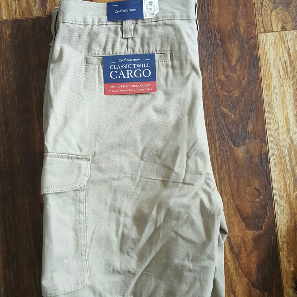 Brand new men's cargo shorts