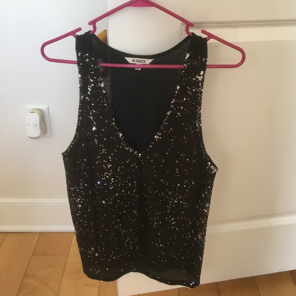 BB Dakota Sleeveless Top