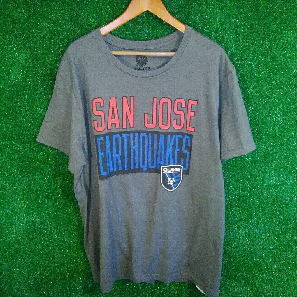 San Jose Earthquakes Logo T-Shirt