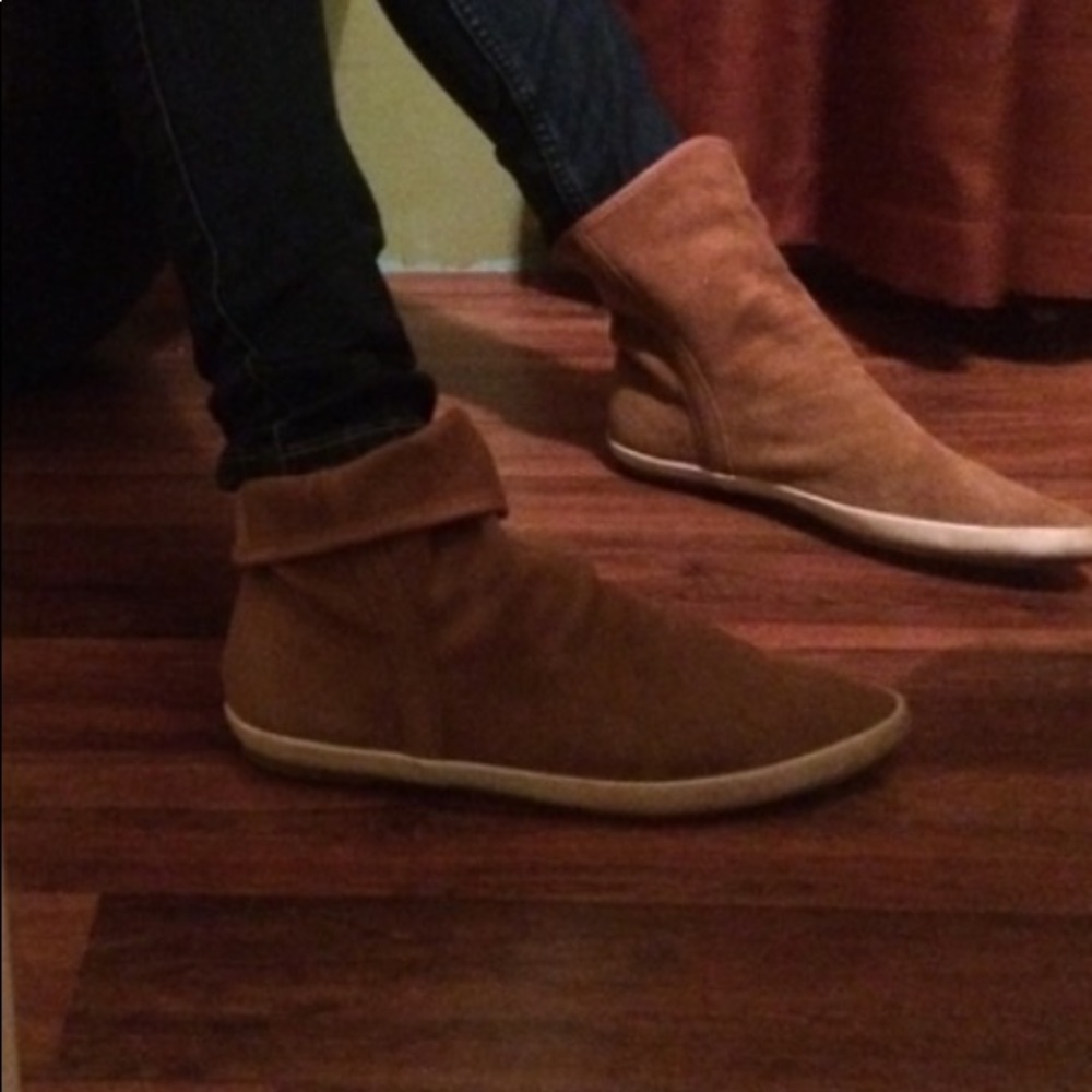 Sanuk Suede Kat Sphynx Luxe - Picture 8 of 8