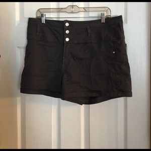 XL high waisted shorts