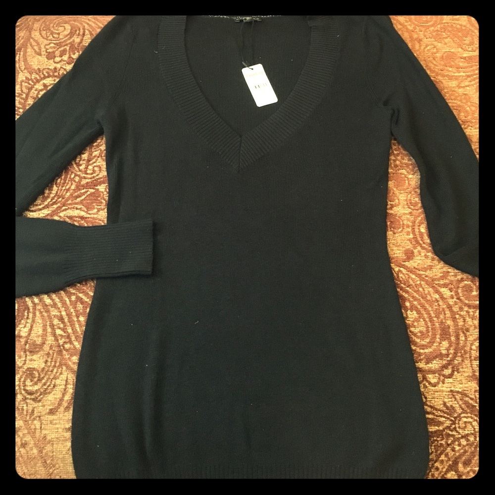 Express Thin Black V Neck Sweater - Large ⭐️NWT⭐️