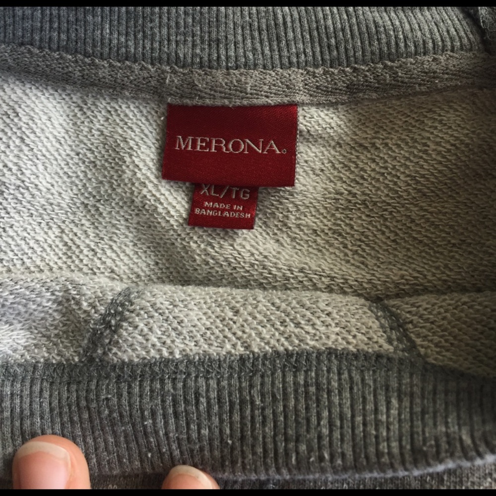 Simple grey pullover - Picture 4 of 4