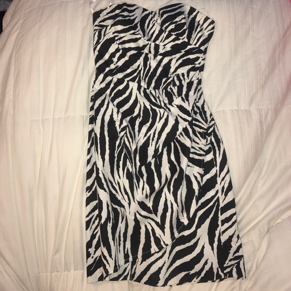 B. Darlin Zebra Strapless Bodycon Dress