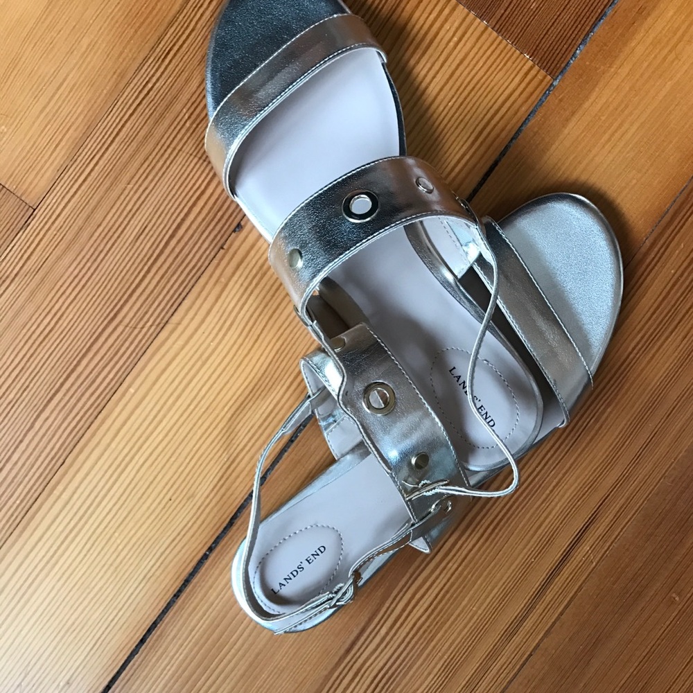 Lands End Metallic Gold sandals 8.5