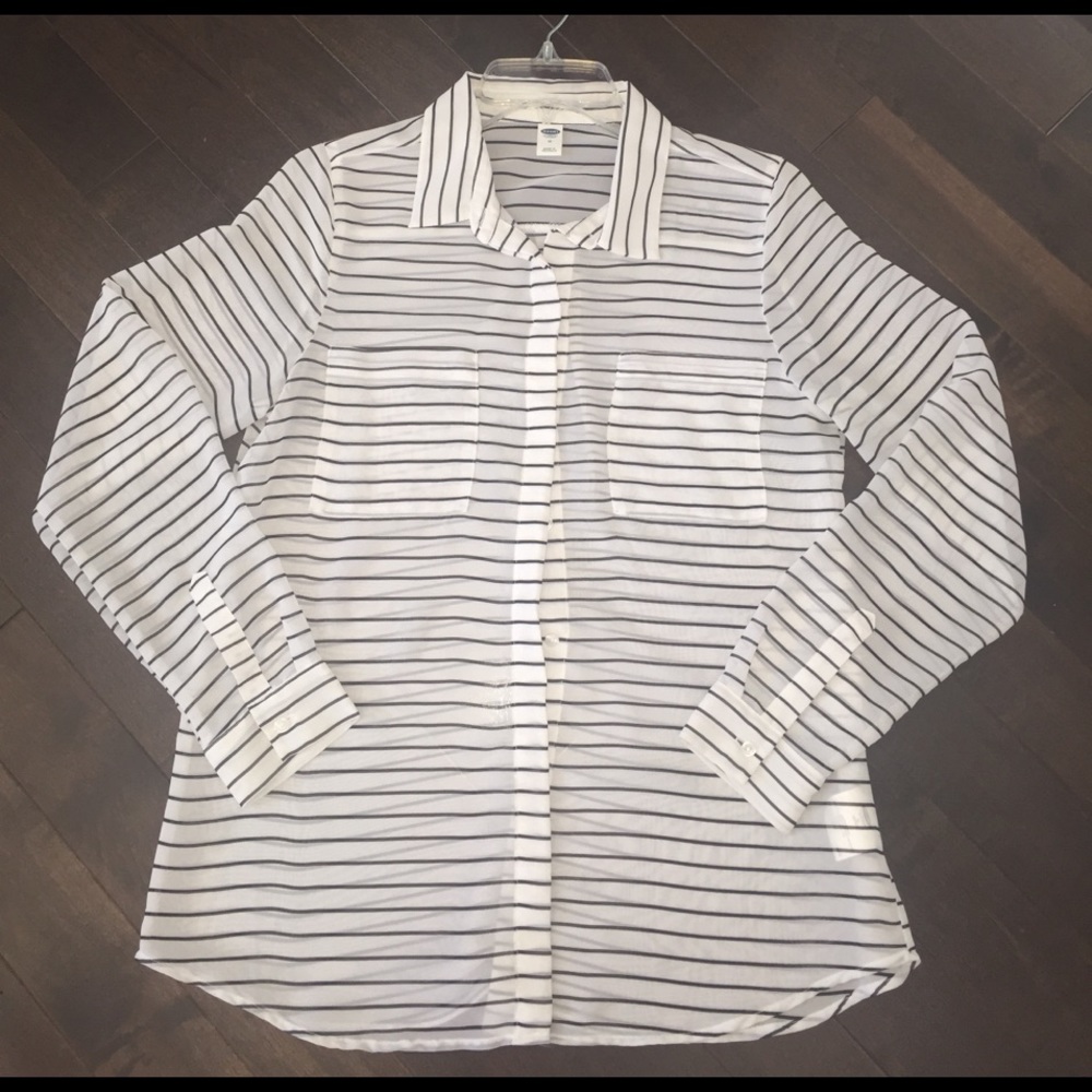Black and white stripe dress top