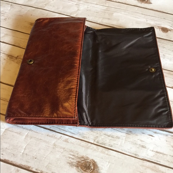 H&M Clutch - Picture 6 of 8