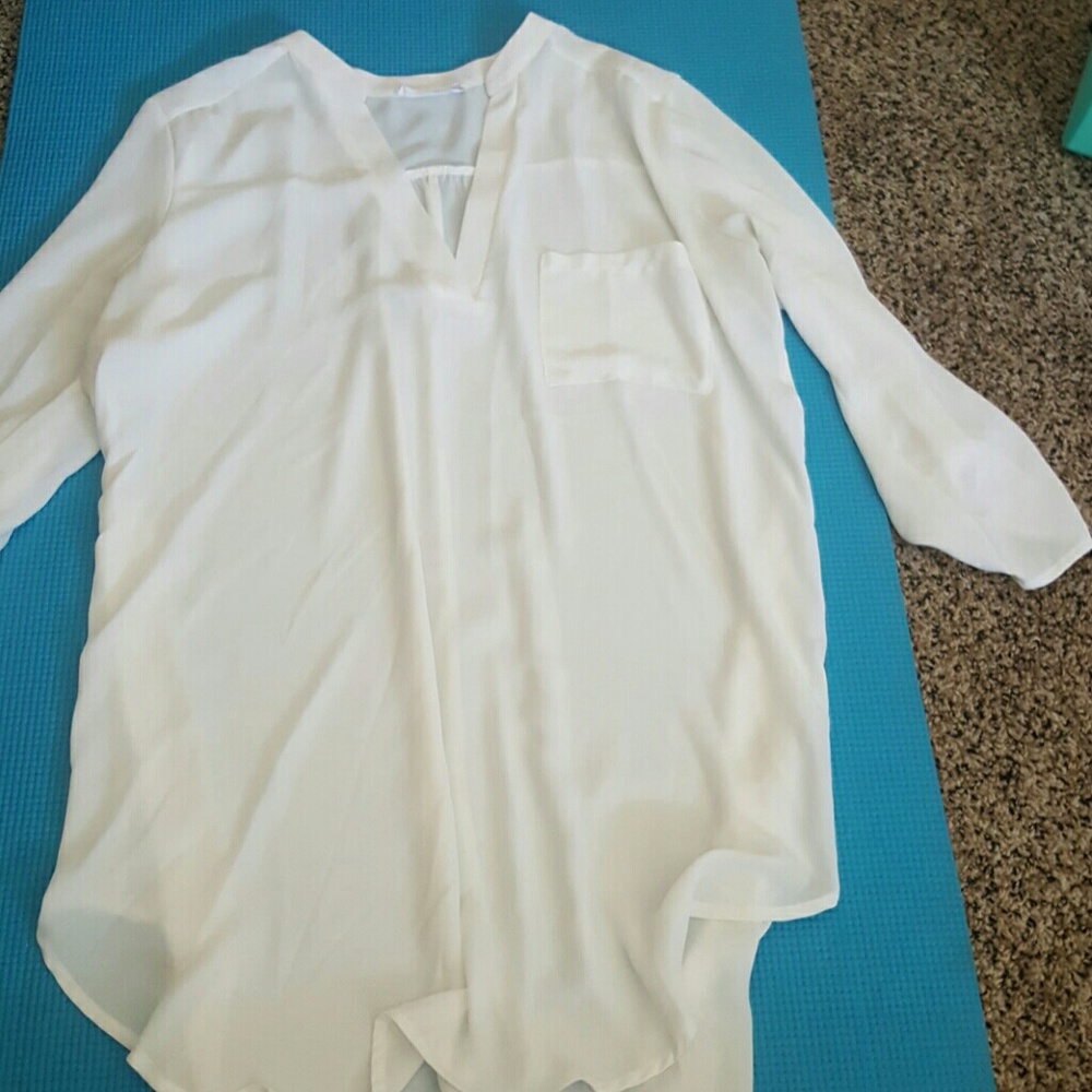 Silky 3/4 sleeve tunic