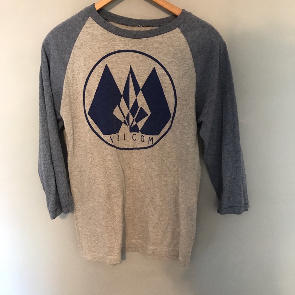 Half sleeve t-shirt