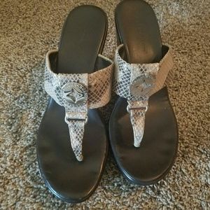 BCBGENERATION Sandals