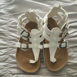 Girls sandals