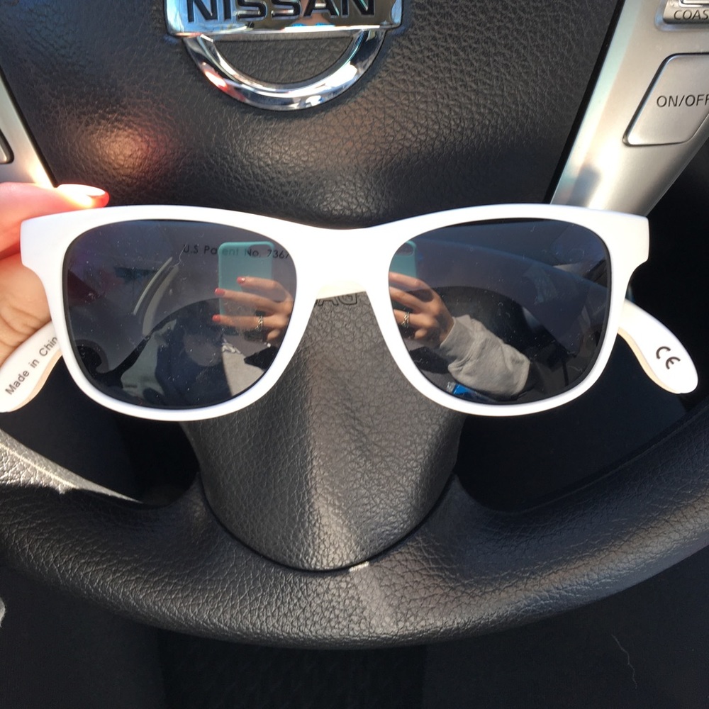 PINK Bottlecap Opener Sunglasses