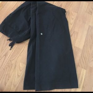Lululemon pants size 10 tall