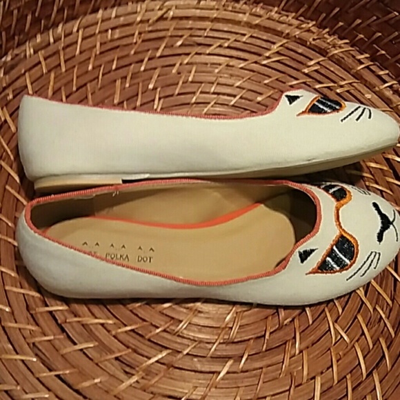 RESTOCKED Host Pick Cool Cat Flats - Picture 3 of 3