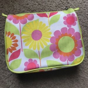 Makeup bag Free Gift*