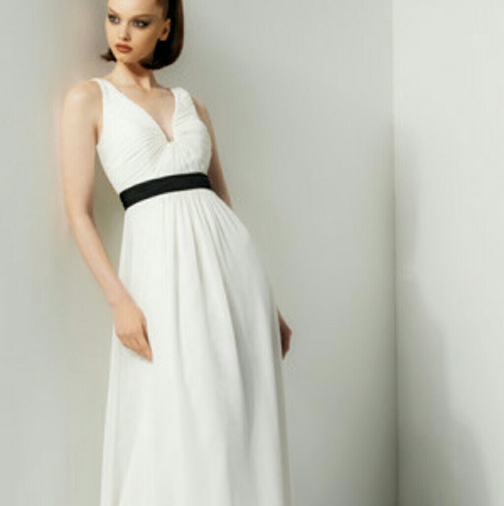 NWT Bari Jay v neck white dress with blacl sash