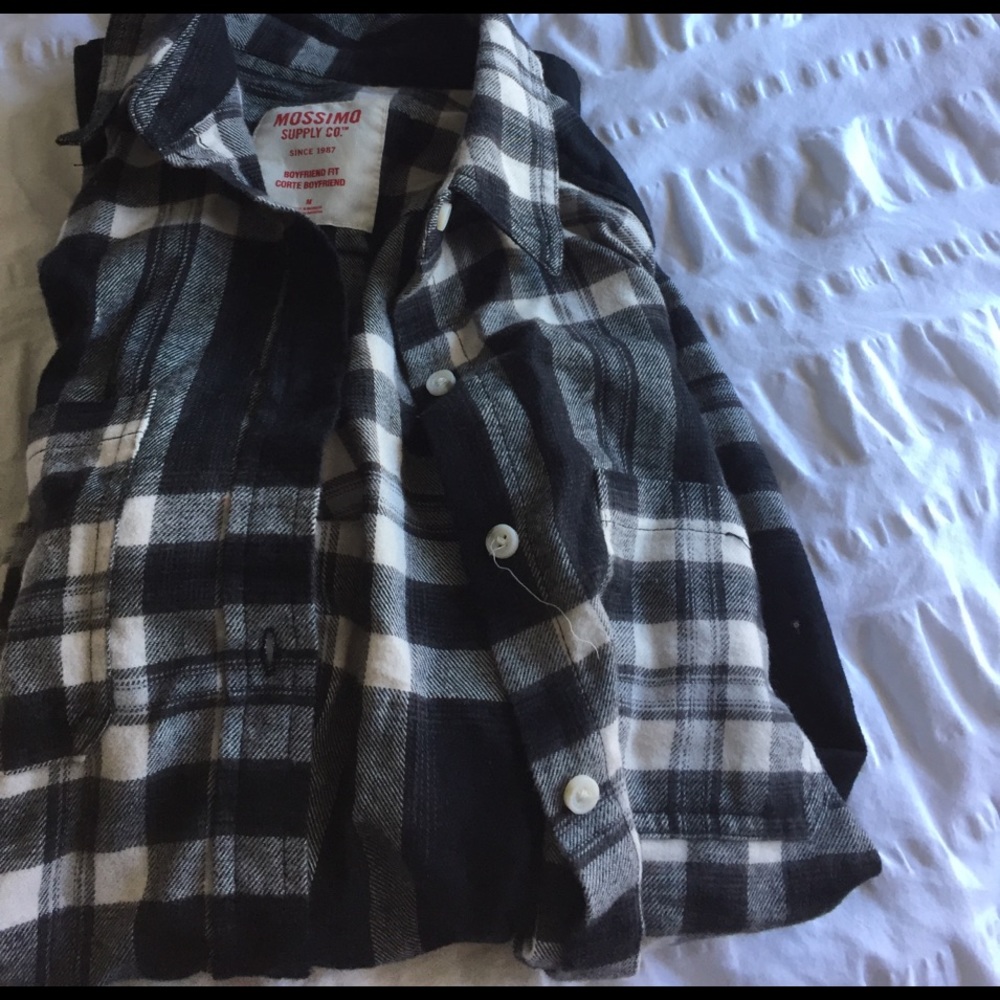 Black and white button up flannel