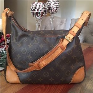AUTHENTIC LOUIS VUITTON BAG!