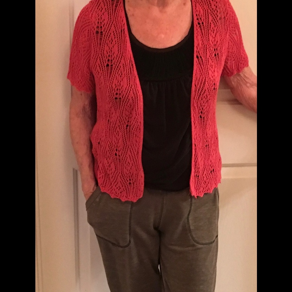 Sweater, short sleeves, rose, M, falls at mid hip